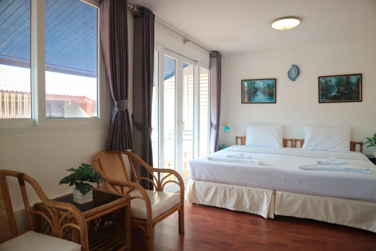 Sunshine Guest House Hua Hin Exterior photo